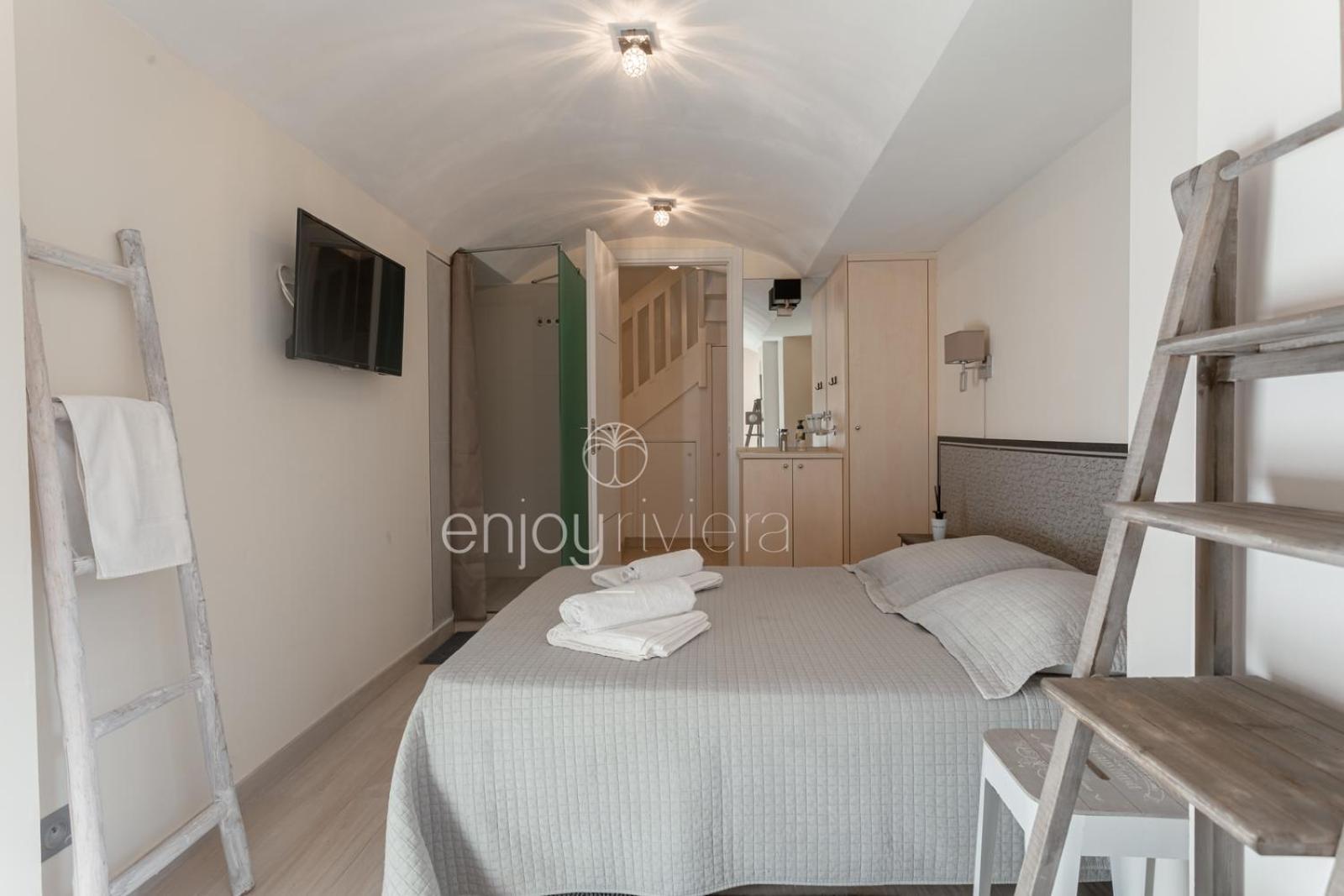 " Paradis En Rez De Jardin " Standing - Vue Mer - Piscine Privee Vallauris Εξωτερικό φωτογραφία